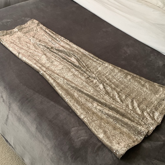 Gold sparkling Maxi skirt XS - Picture 2 of 6